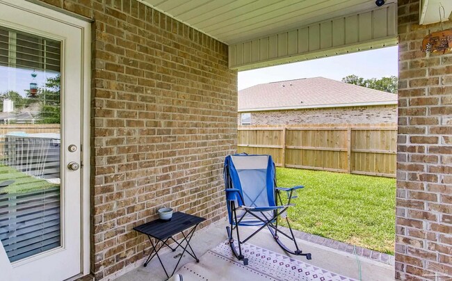 Building Photo - 9768 MilleeLoop