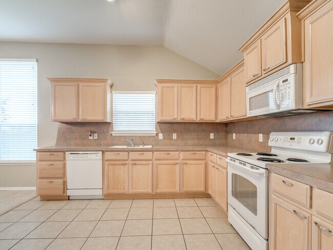 Building Photo - 2532 NW 179th Ct