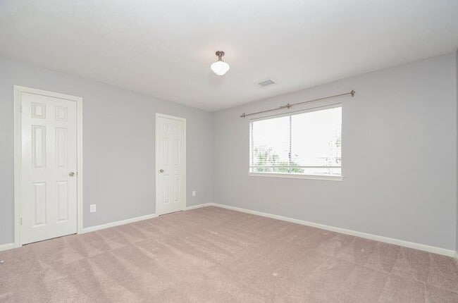 Building Photo - 24706 Mather Dr