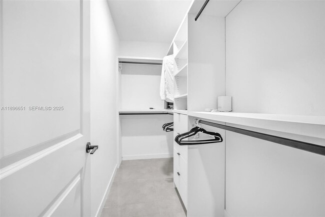 Building Photo - 1337 NW 3rd St