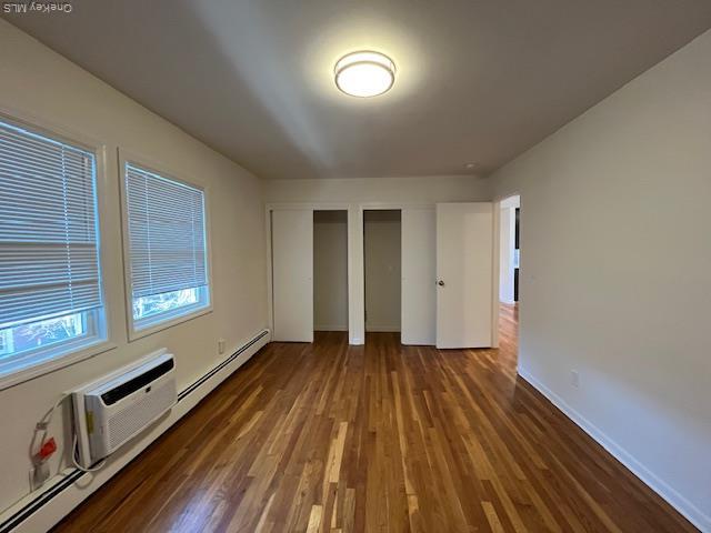 Building Photo - 100 Manhasset Ave