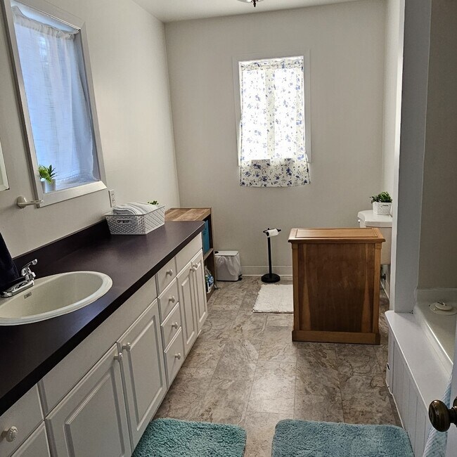 Bath - 960 NE Commercial St