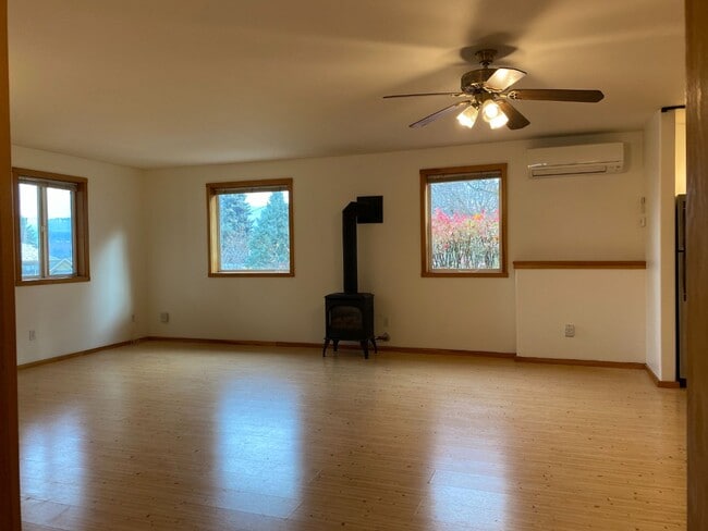 Building Photo - Close to Providence Hospital