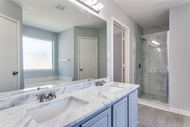Building Photo - 752 Dema Ln