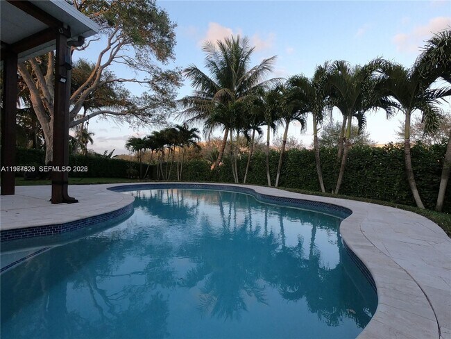 Building Photo - 1410 SW 106th Terrace