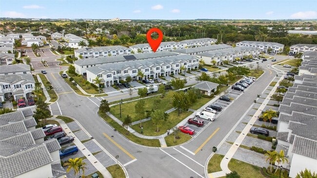 Building Photo - 2662 SE 10th St