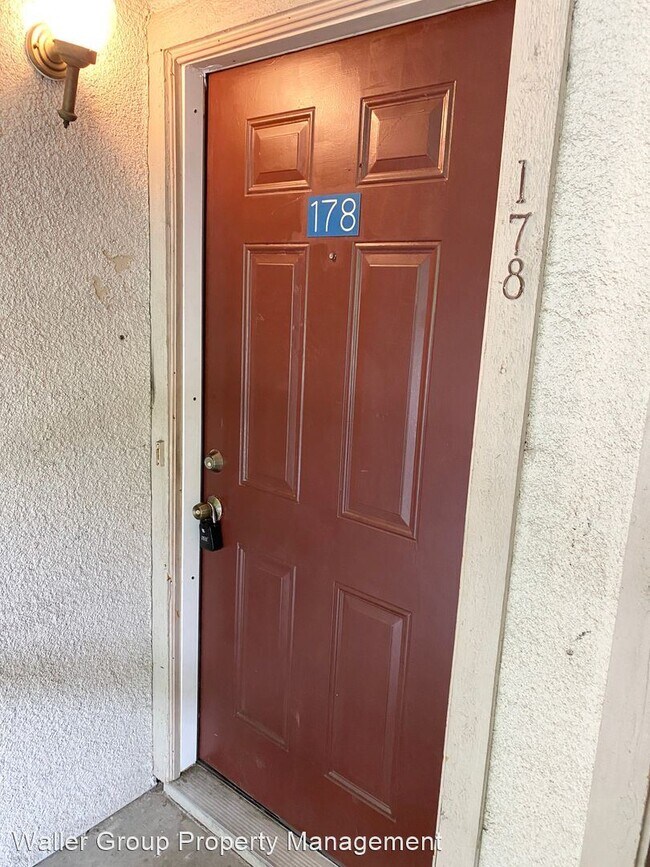 Building Photo - 9737 Whitehurst Dr