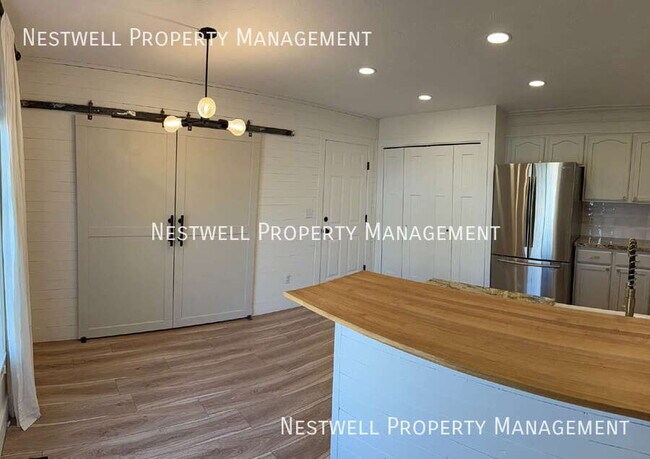 Building Photo - 2335 N 380 W St