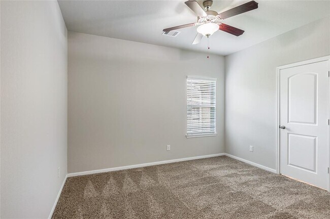 Building Photo - 30815 Berkshire Downs Dr