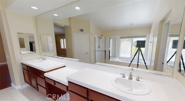 Building Photo - 17669 Hever Cir