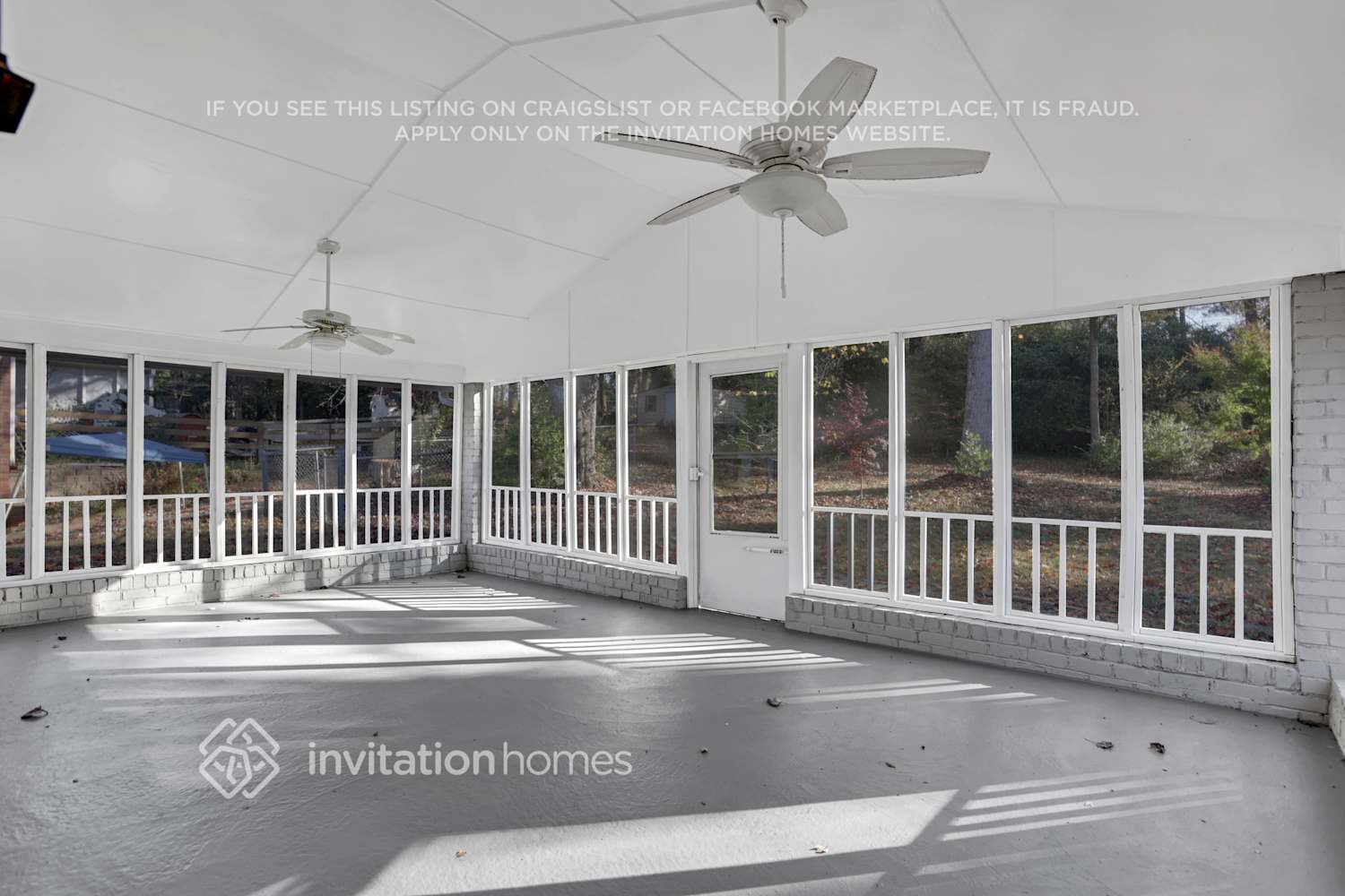 Building Photo - 3030 Tina Ln