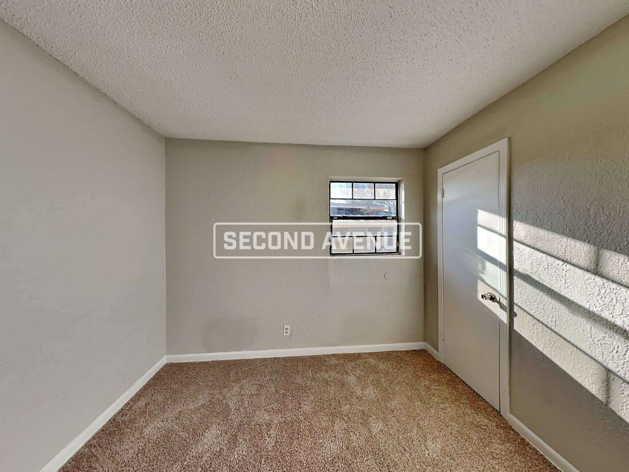 Building Photo - 2727 W 45th St