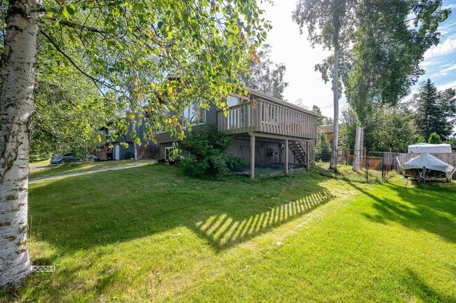 Building Photo - Bright Anchorage Home in Prime Location