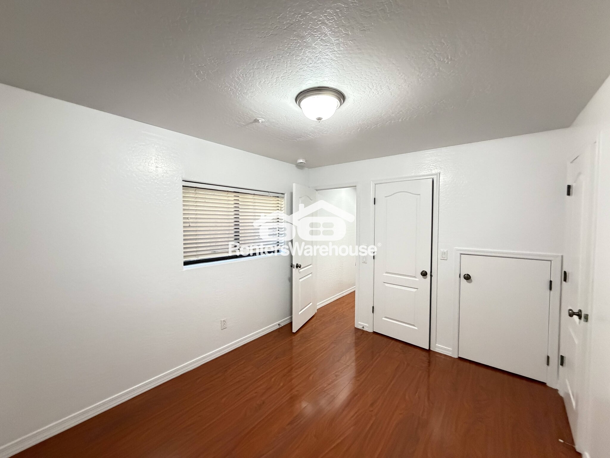 Building Photo - 776 S Beck Ave