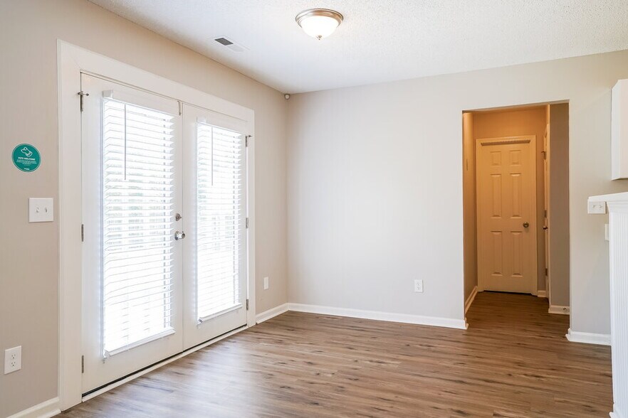 Building Photo - 5008 Marathon Ln