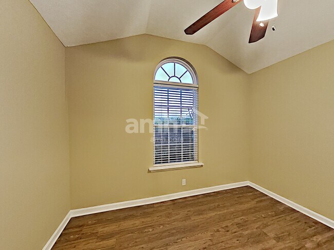 Building Photo - 4328 Pender Ct