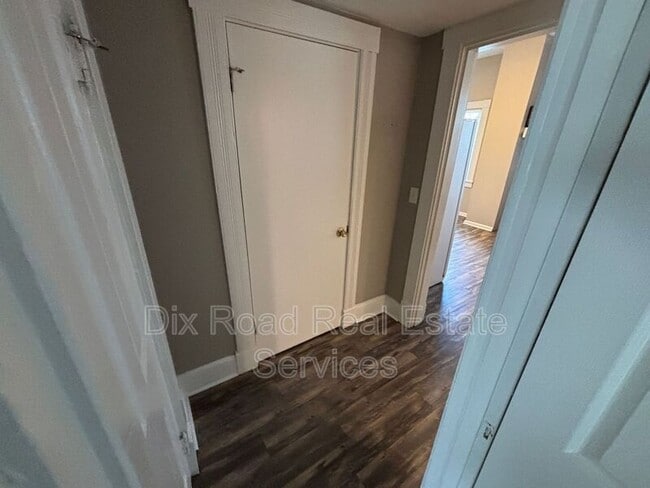 Building Photo - 333 Arlington Ave