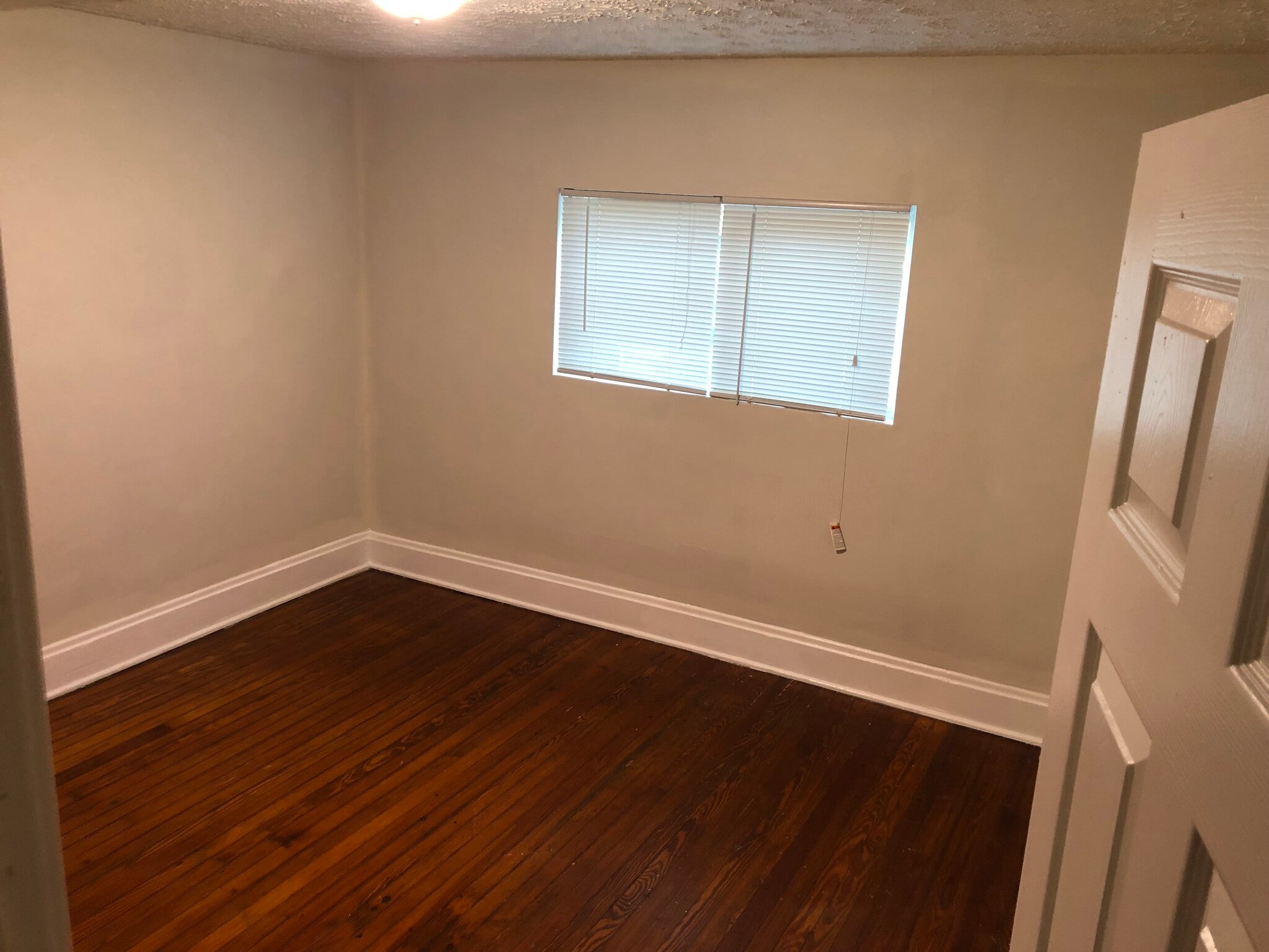 Master (empty) - 1317 N 6th St