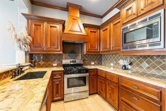 Building Photo - 22 Post Shadow Estate Dr