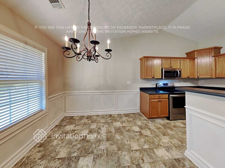 Building Photo - 10 Tabitha Ct