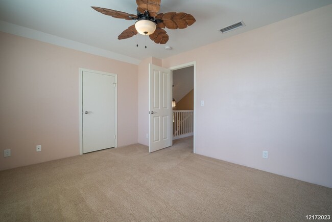 Building Photo - $5,100 / 4br - 1992ft2 - 4 BED 3 BATH HOME...