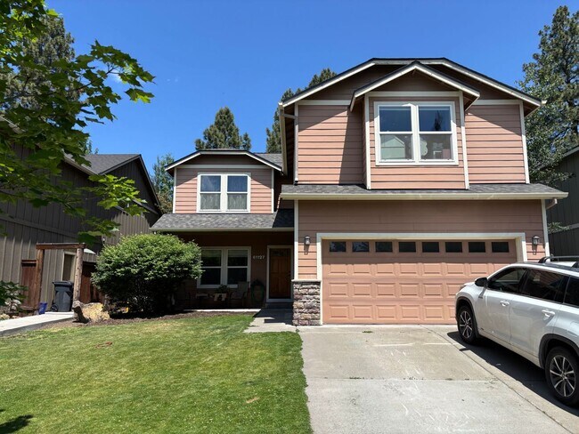 Primary Photo - 3 Bedroom House with Large Bonus Room and ...