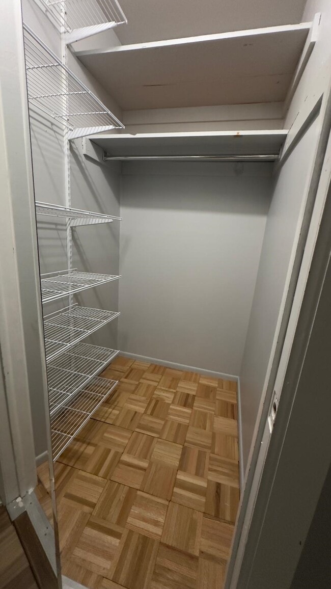 Building Photo - 728 Liberty Ave