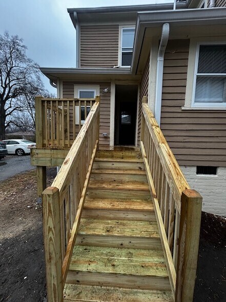 Building Photo - 126 Tate St