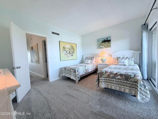 Building Photo - 5650-5A1A A1A S