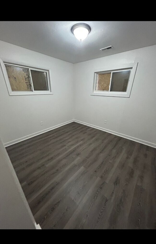 Building Photo - **LIMITED TIME**1/2 OFF SECURITY DEPOSIT**