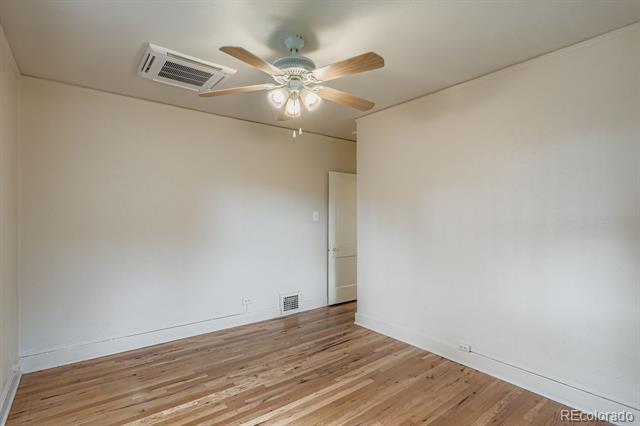 Building Photo - 430 S Corona St