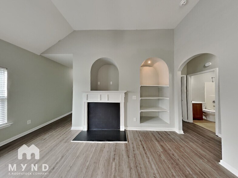Building Photo - 4627 Rosser Loop Dr