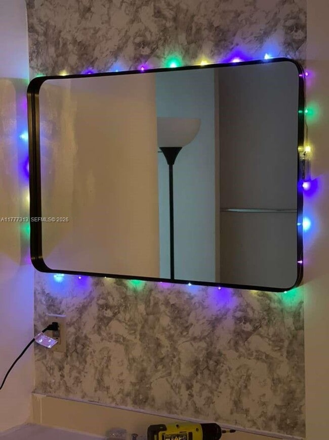 Building Photo - 496 NW 165th St