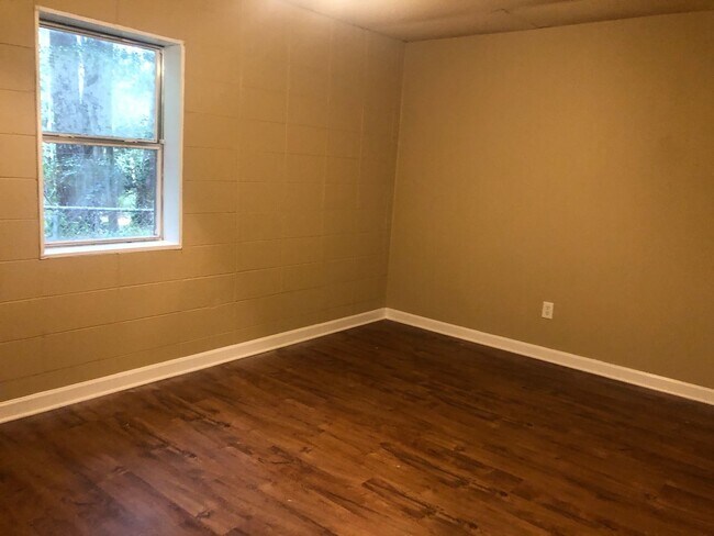 Building Photo - Military Highway Apartments