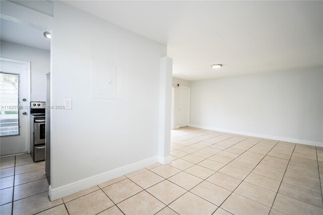 Building Photo - 7931 East Dr