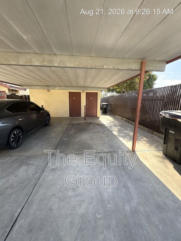 Building Photo - 3739 W Myrtle Ct