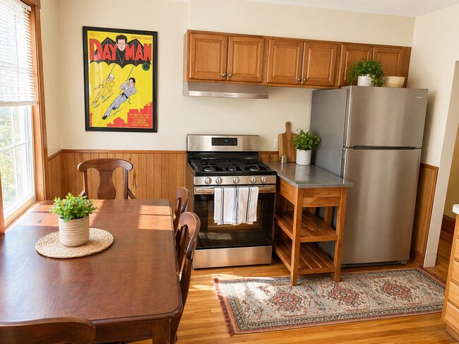 Building Photo - 144 Nonantum St