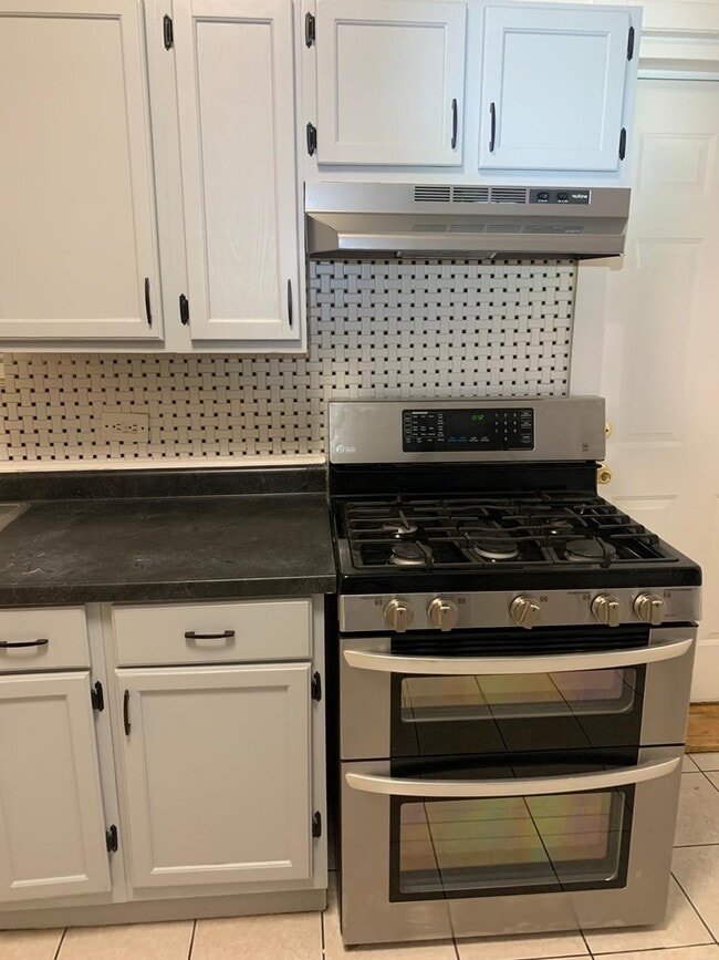 Building Photo - 4841 S Evans Ave