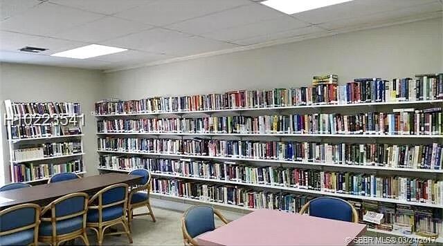 Building Photo - 2926 Ashley Dr E