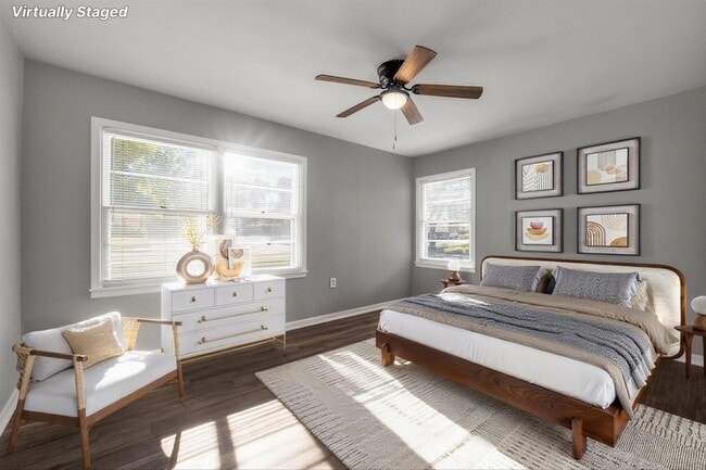 Building Photo - 1325 Sunset St