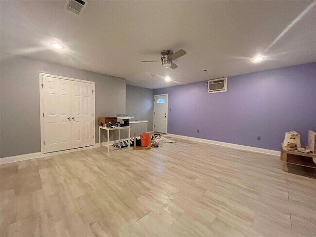 Building Photo - 8702 Dawnridge Cir