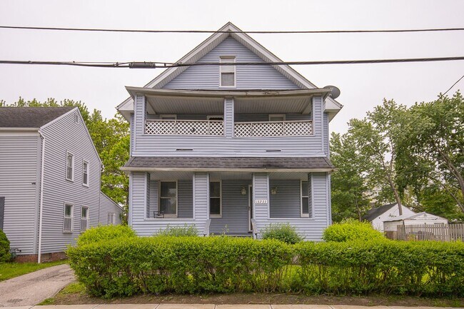 Building Photo - 13233 Carrington Ave