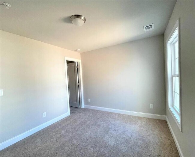 Building Photo - 661 Crosshaven Dr