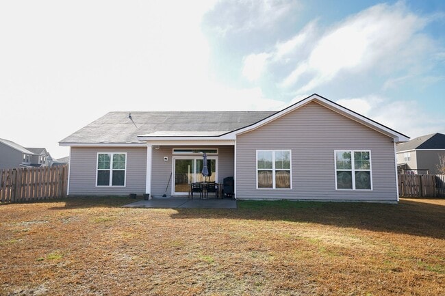 Building Photo - Available Soon!