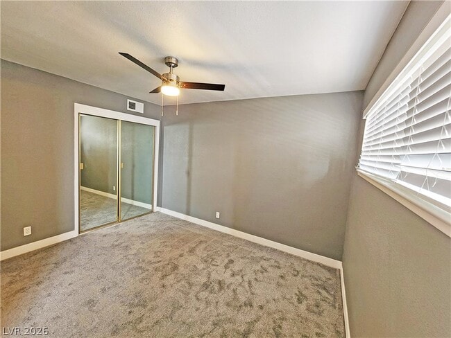 Building Photo - 5409 Mountain View Dr