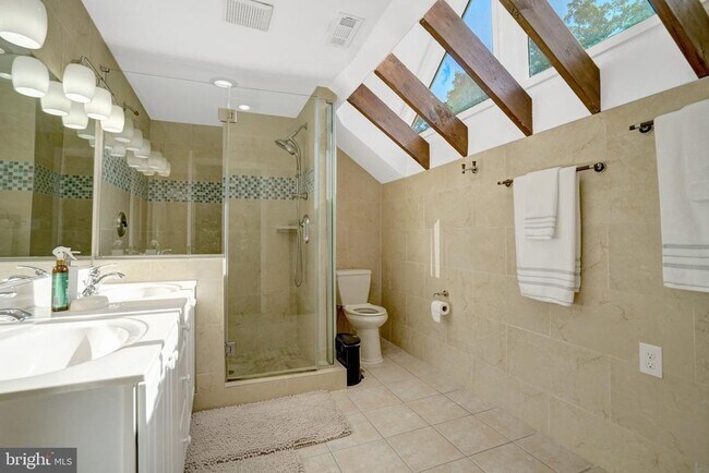 Building Photo - 3714 Hummer Rd