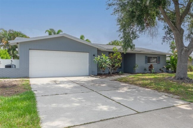 Primary Photo - 12979 89th Ave N