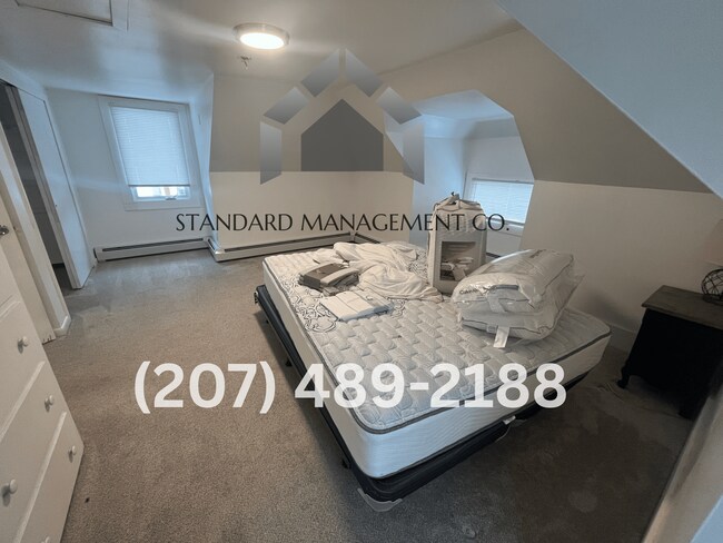 Building Photo - 3 Baker St