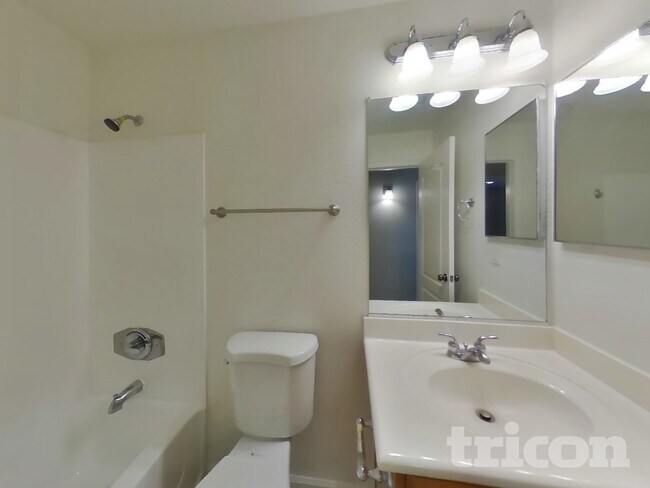 Building Photo - 2111 S 160th Ln