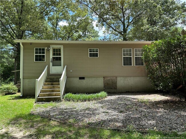 Building Photo - 21621 Old Maxton Rd